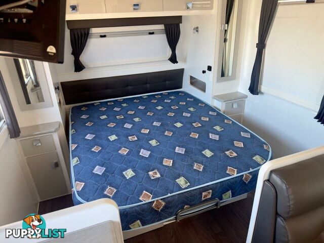 2016 Paramount Caravan Caravan