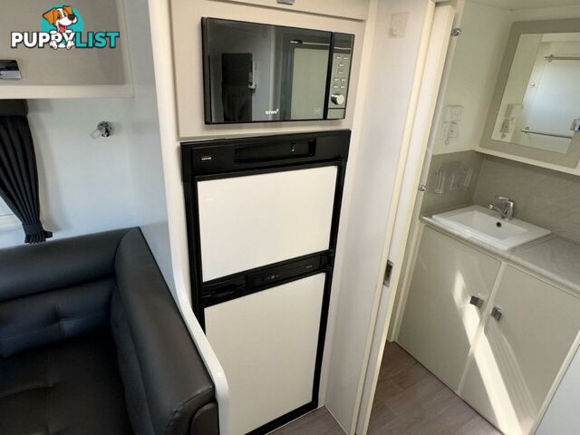 2016 Paramount Caravan Caravan
