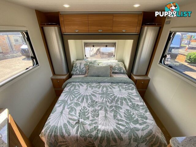 2015 AVAN Ovation M6 Motor Home