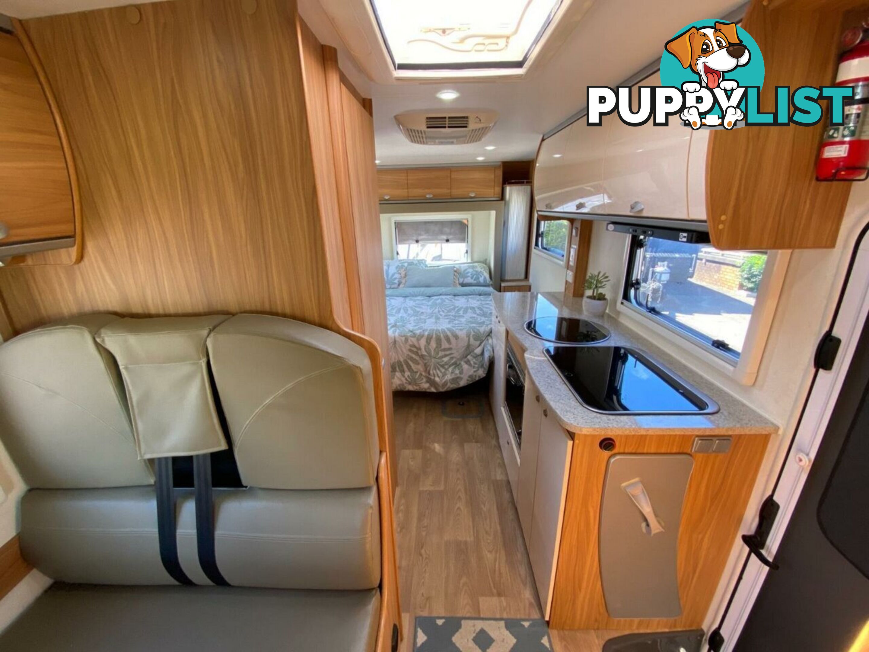 2015 AVAN Ovation M6 Motor Home