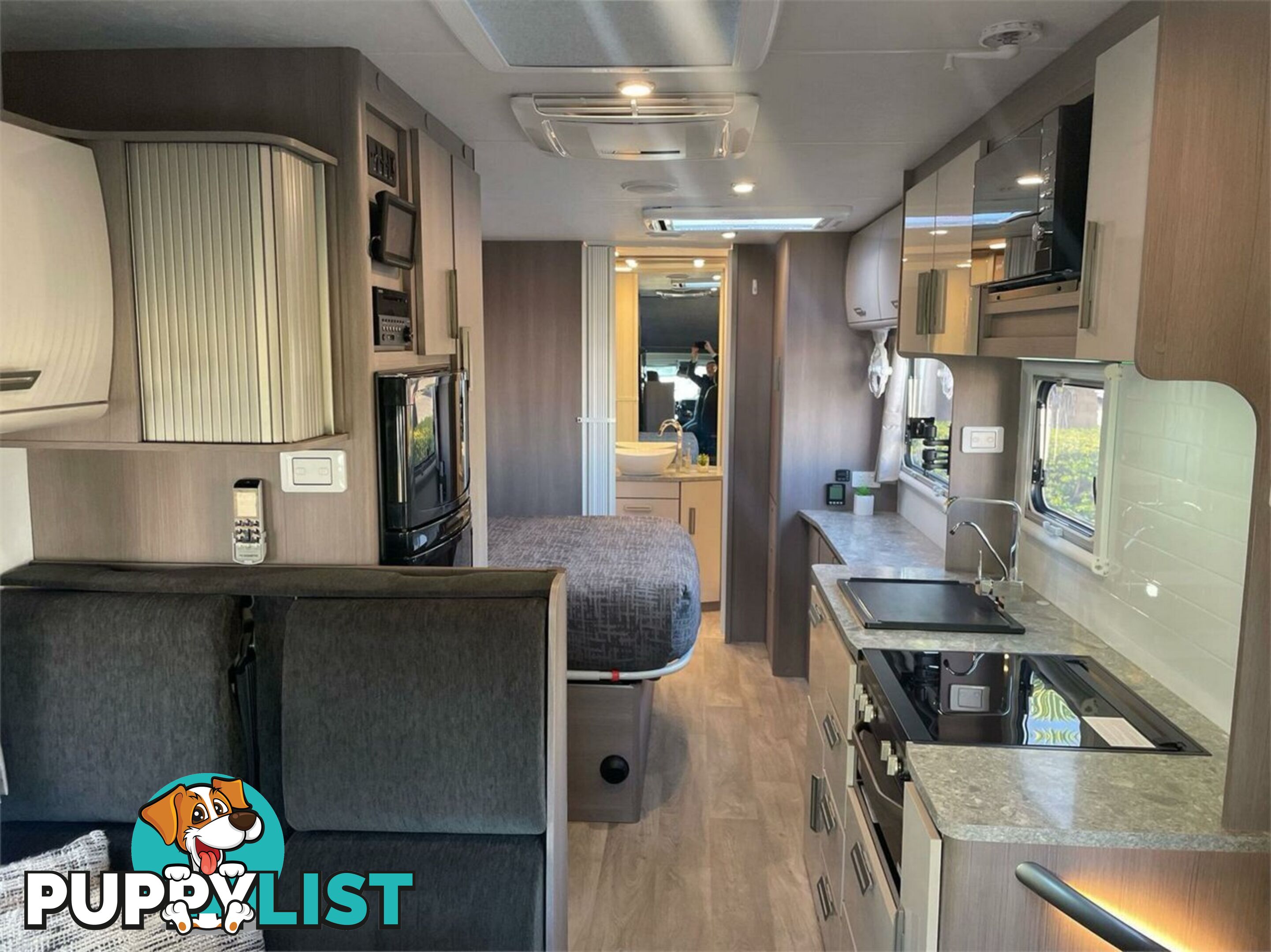 2022 Jayco Conquest FA25-1-HR 25FT Motor Home