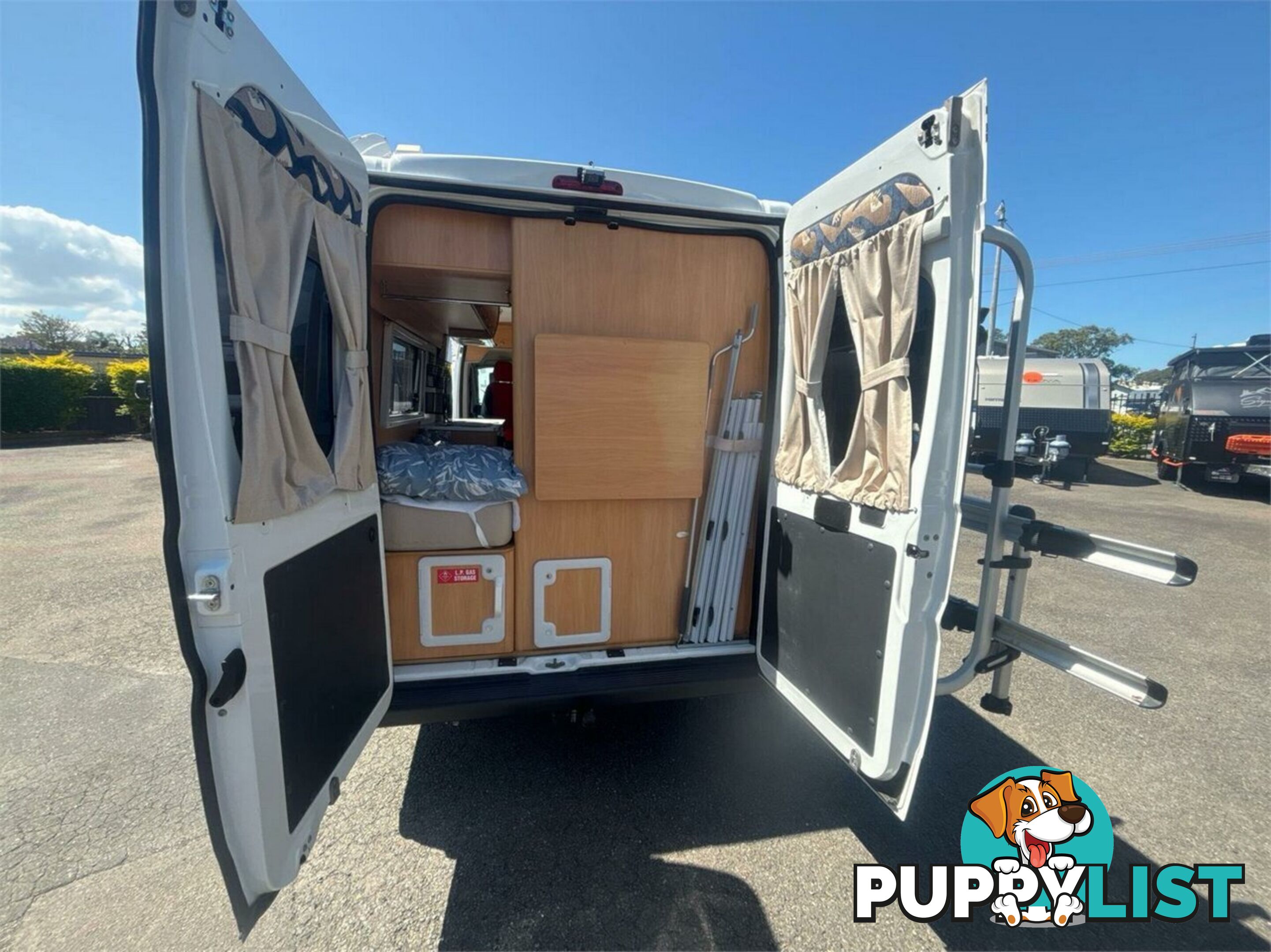 2012 AVAN Applause Motor Home