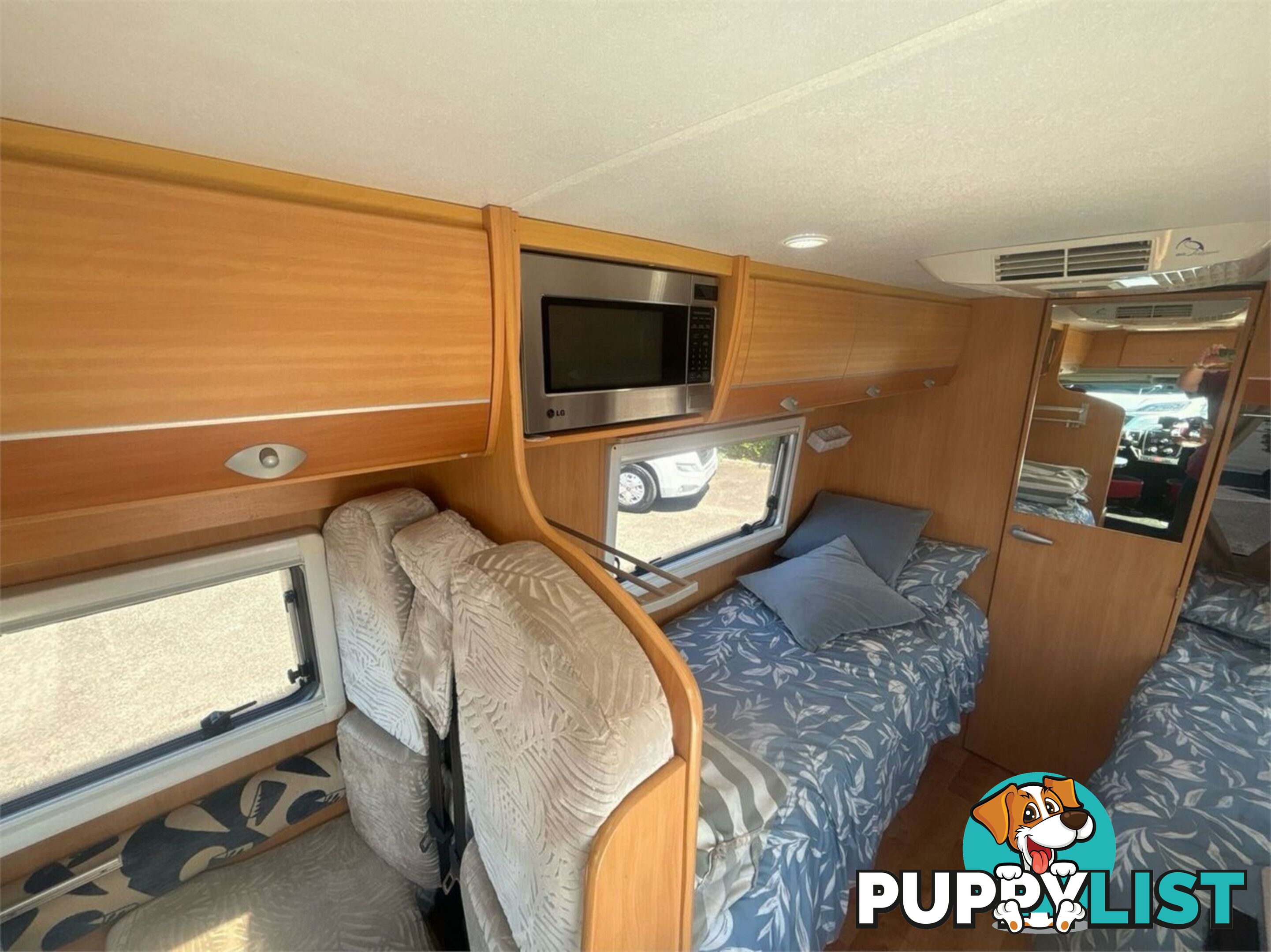 2012 AVAN Applause Motor Home