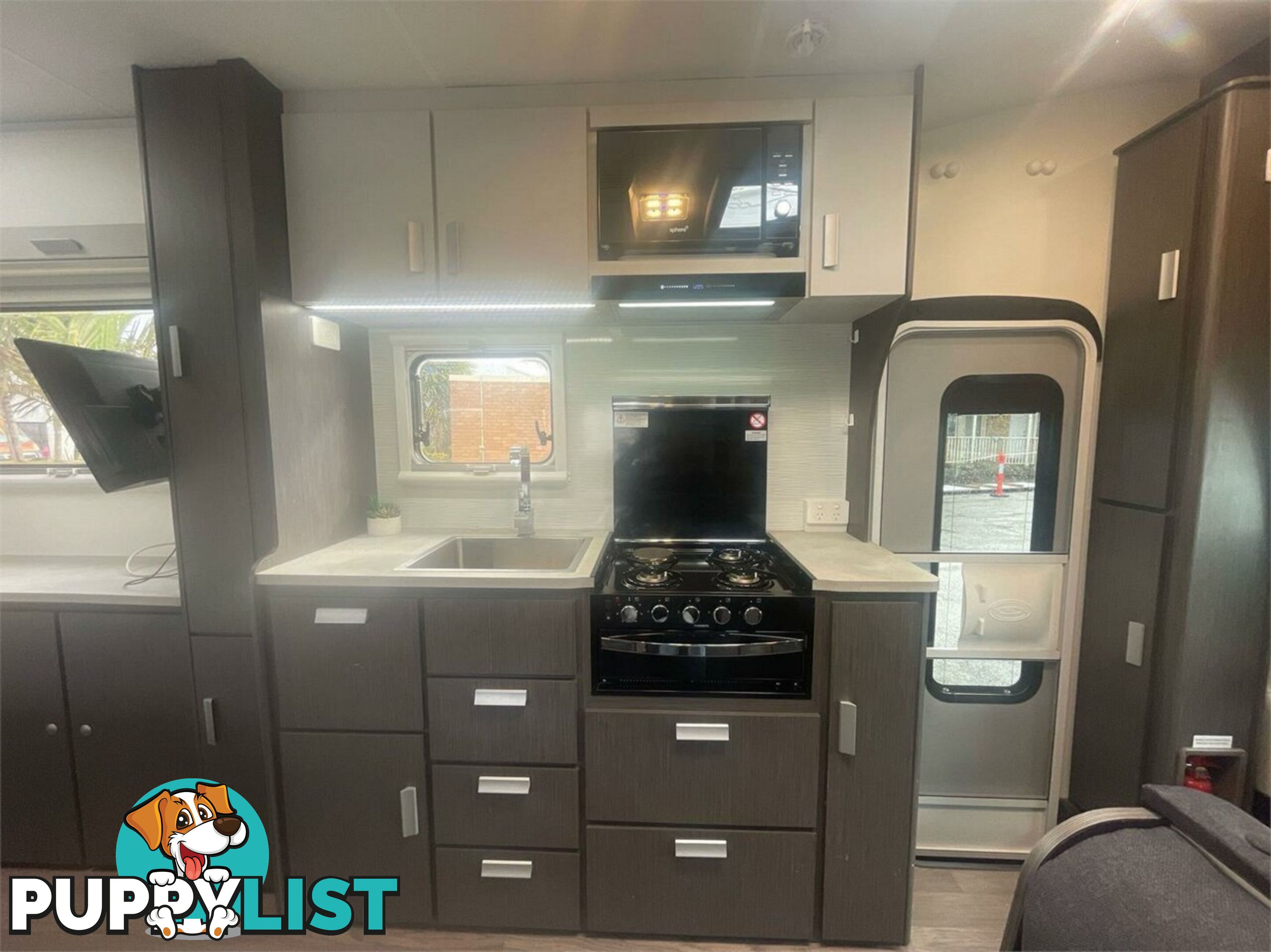 2018 Jayco Conquest FA.25-3.HR 25FT Motor Home