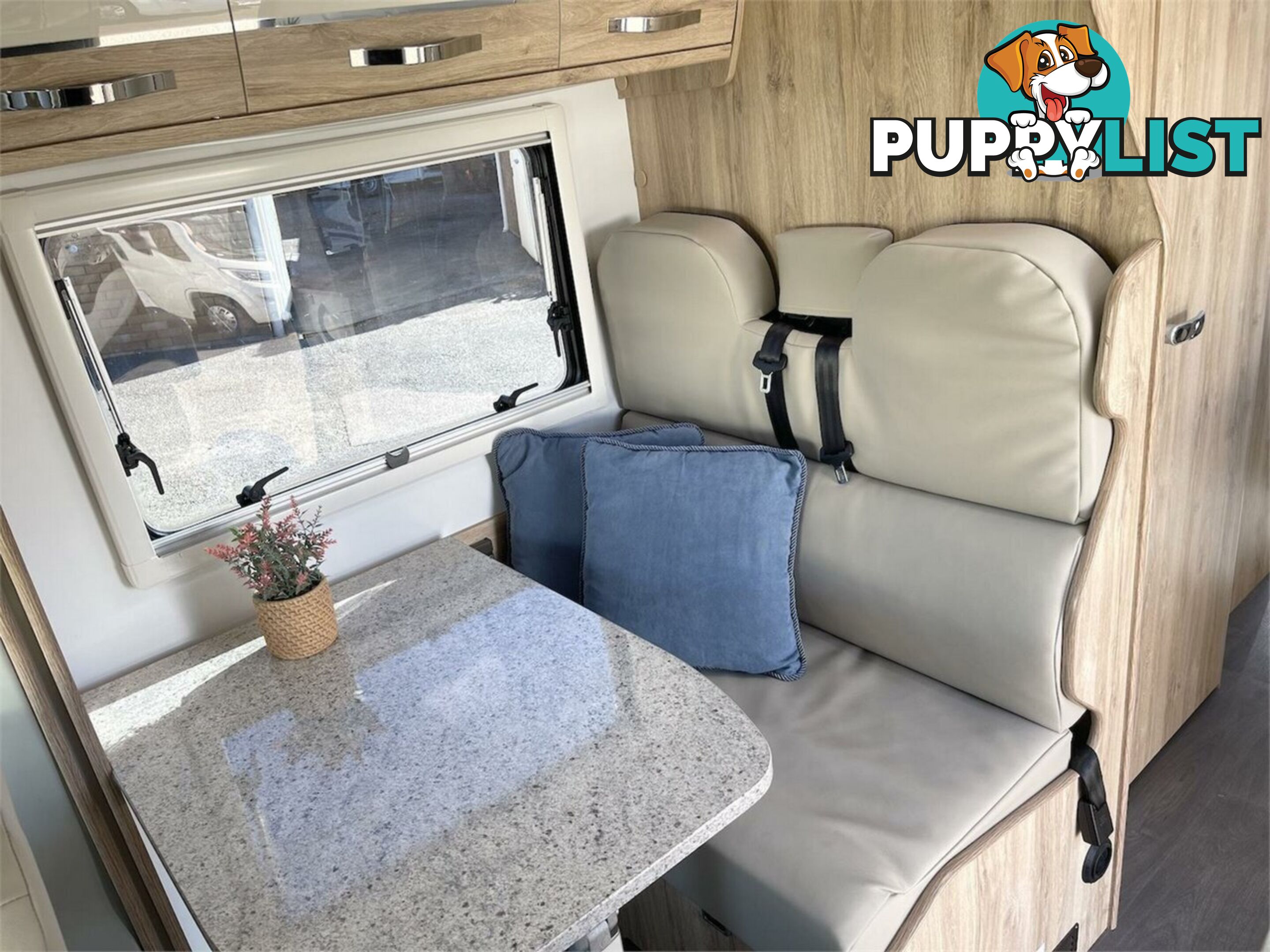 2021 AVAN Ovation M5 Motor Home