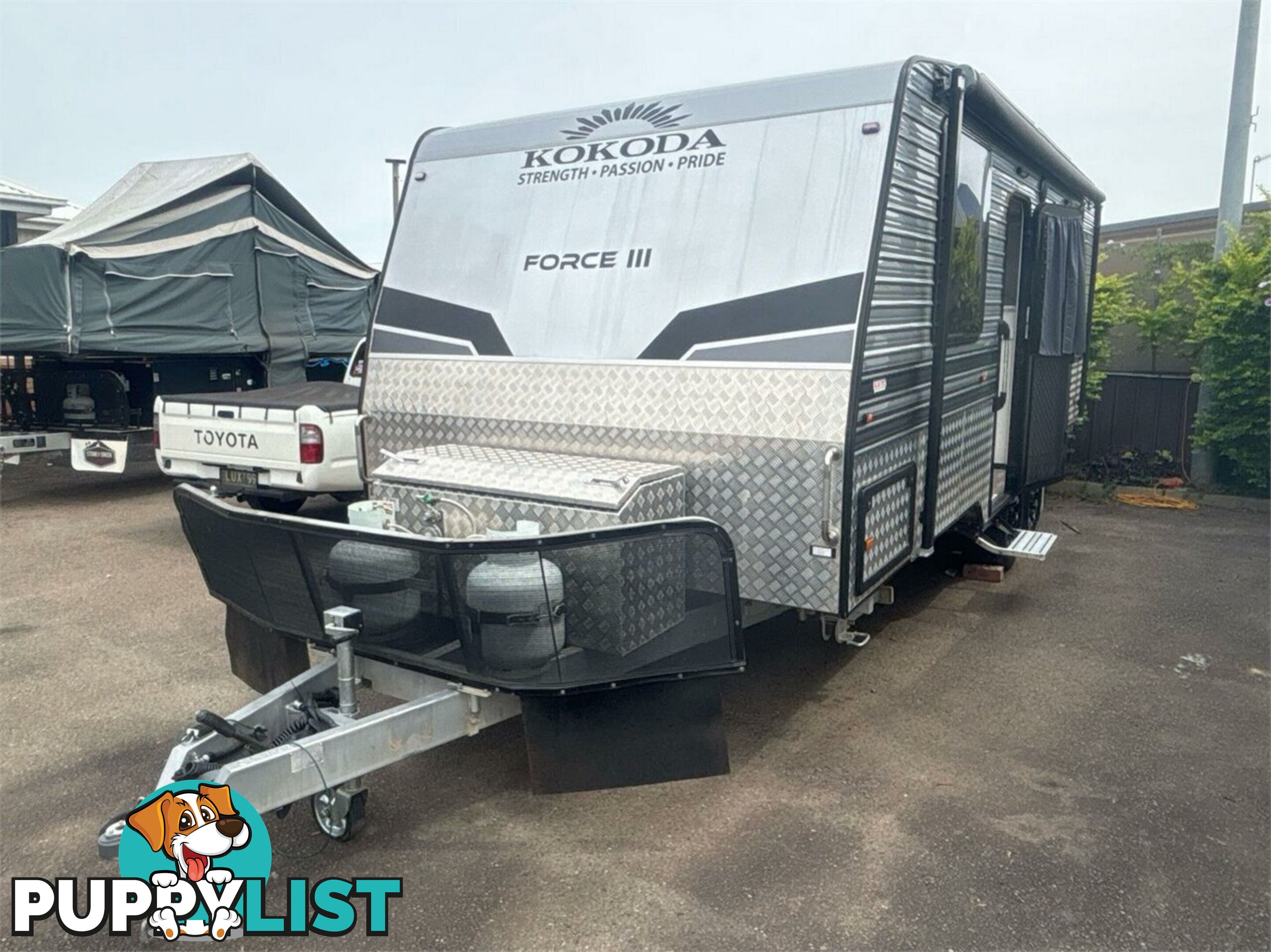 2017 Kokoda FORCE 111 X TRAIL " OFF ROAD" CENTRE DOOR Caravan