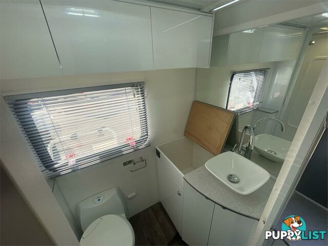 2020 Avida Birdsville C7444 SL Motor Home