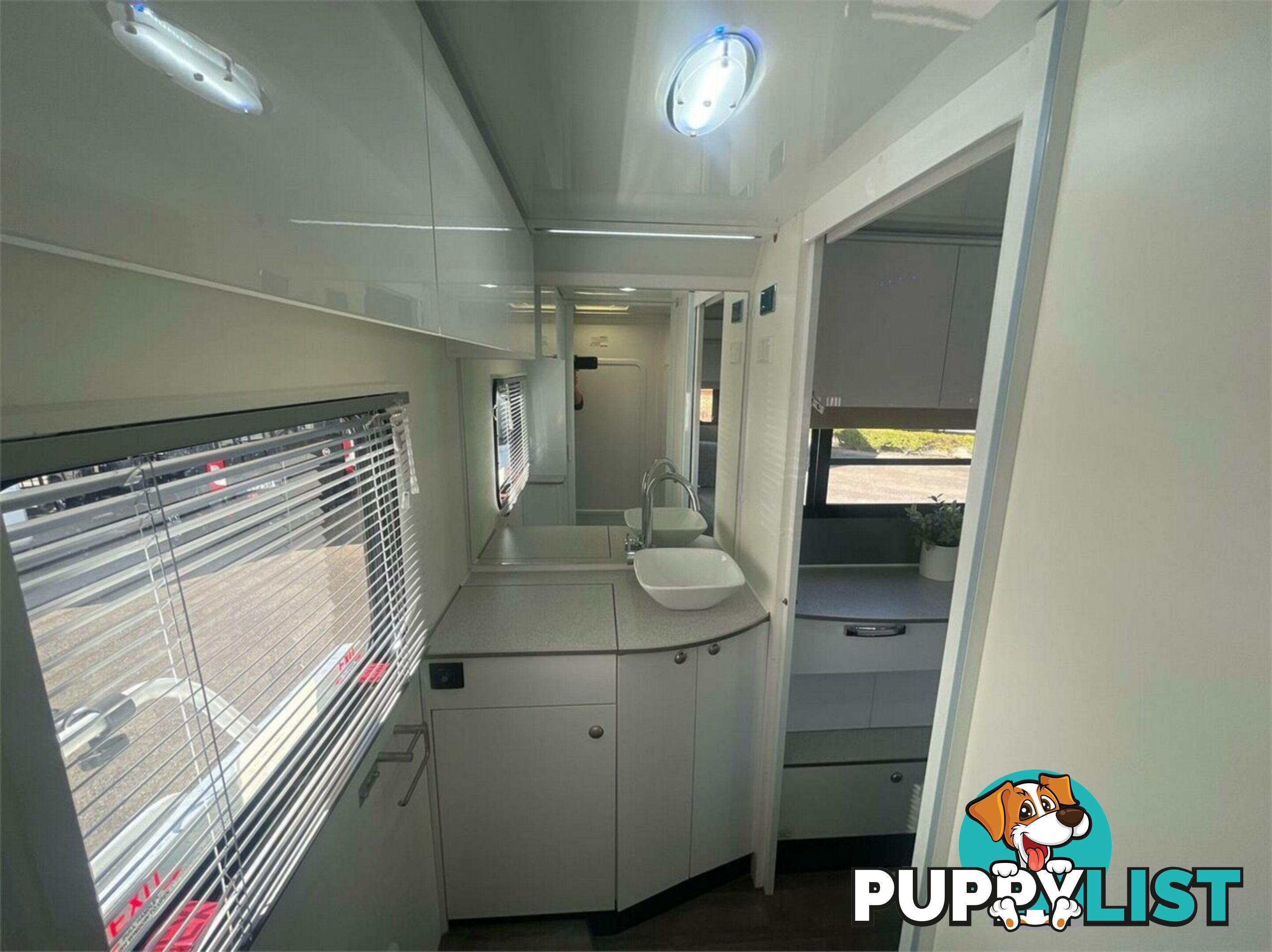 2020 Avida Birdsville C7444 SL Motor Home