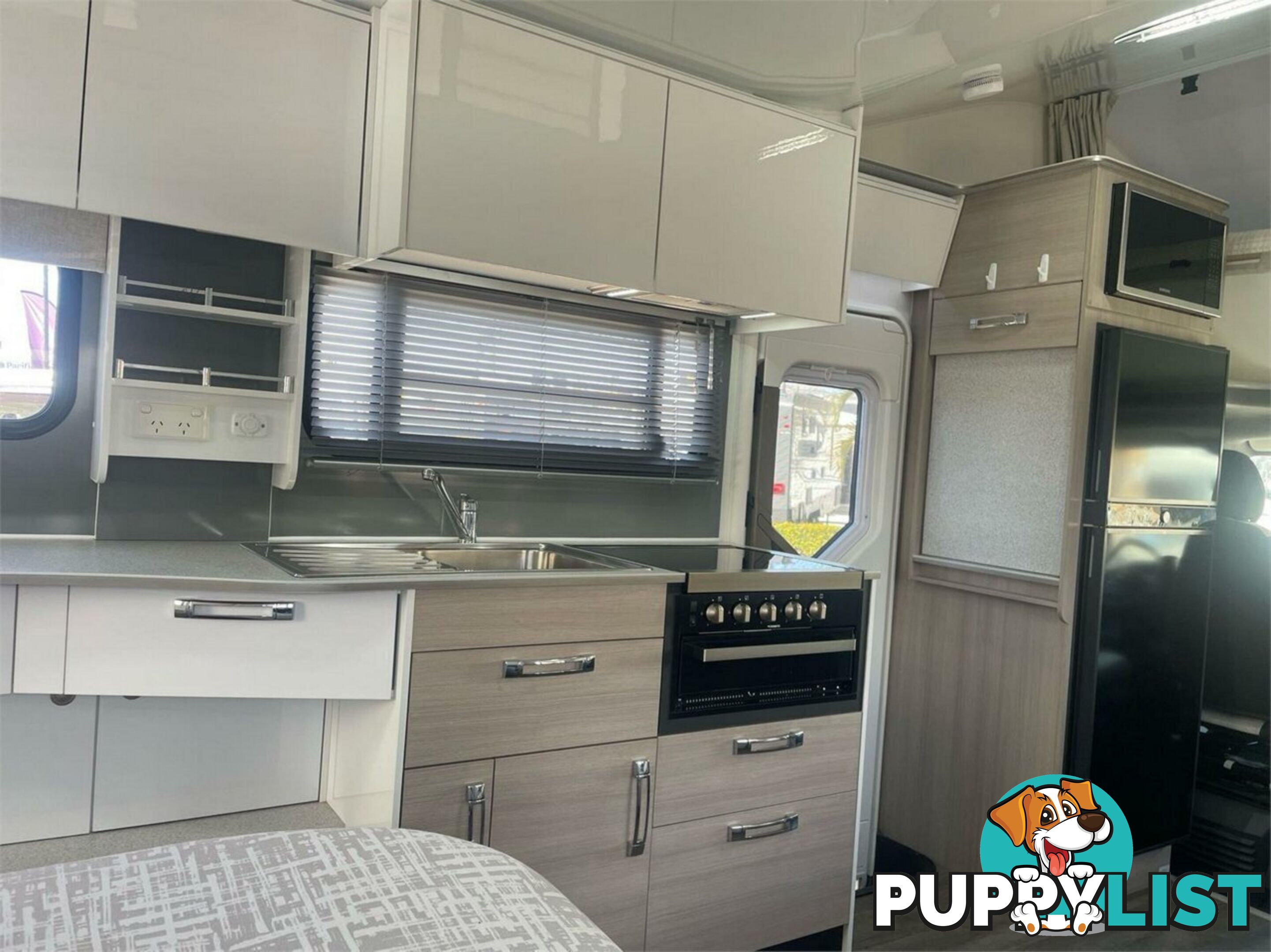 2020 Avida Birdsville C7444 SL Motor Home