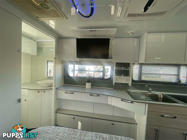 2020 Avida Birdsville C7444 SL Motor Home