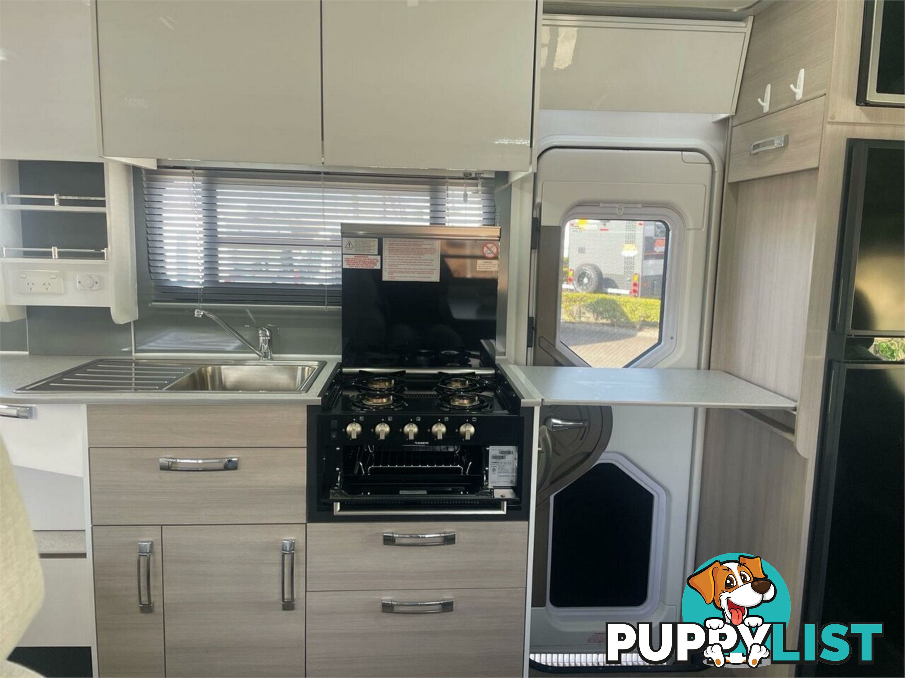 2020 Avida Birdsville C7444 SL Motor Home