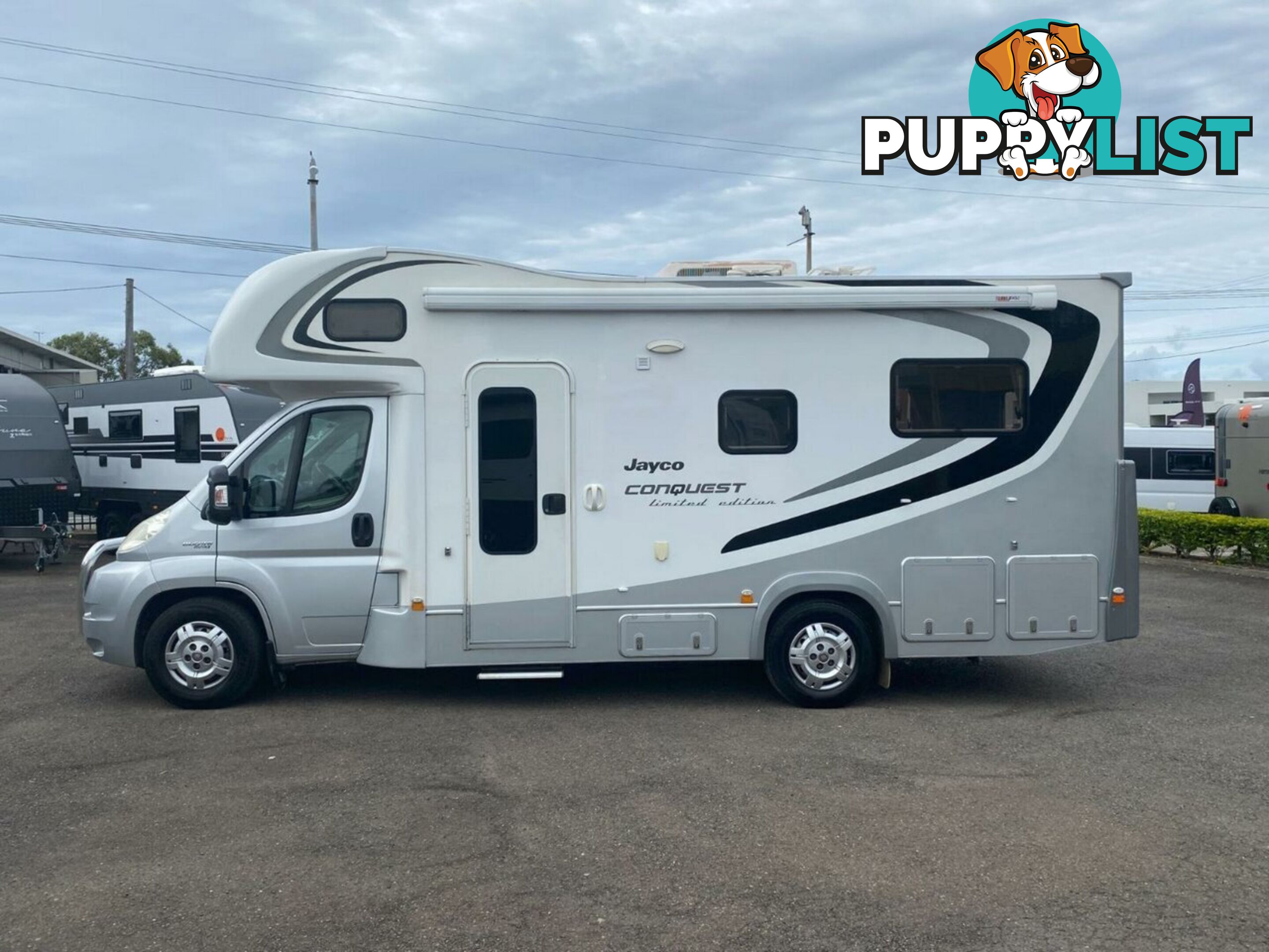 2013 Jayco Caravans Conquest 23.4 Silver Motor Home