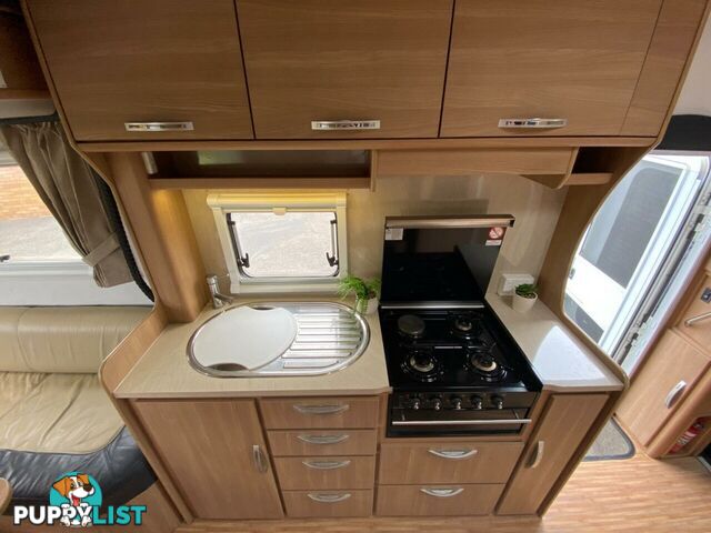 2013 Jayco Caravans Conquest 23.4 Silver Motor Home