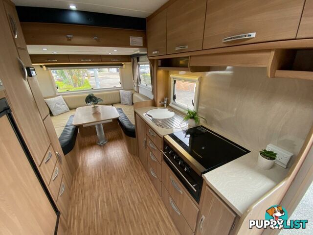 2013 Jayco Caravans Conquest 23.4 Silver Motor Home