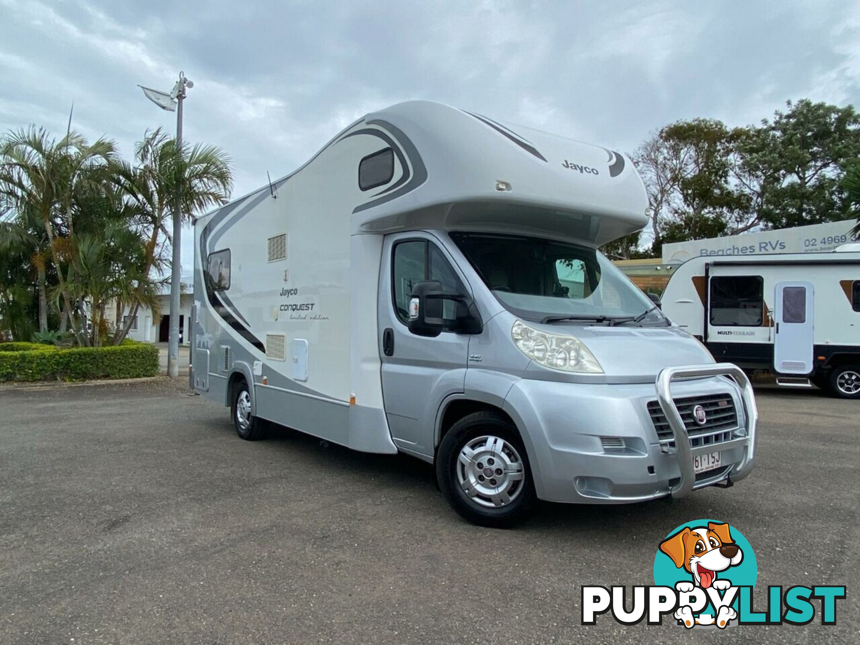 2013 Jayco Caravans Conquest 23.4 Silver Motor Home