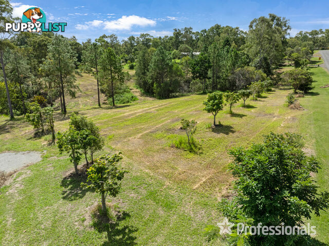 4 Newfarm Road Chatsworth QLD 4570