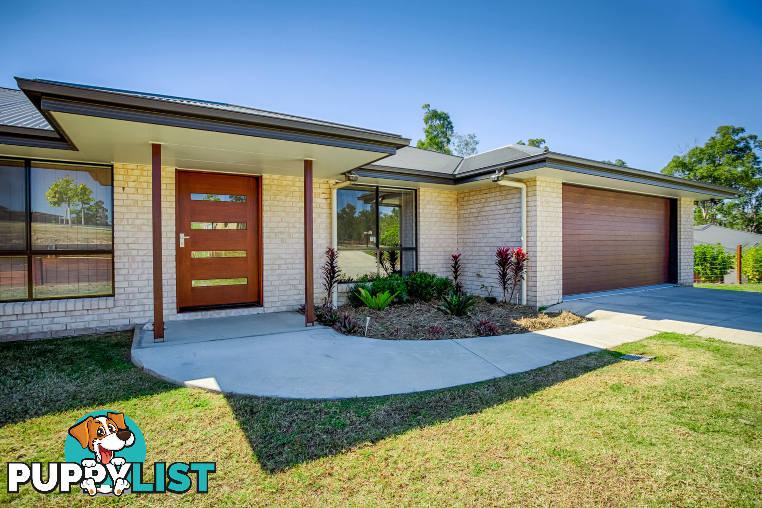 7 Flametree Court Tamaree QLD 4570