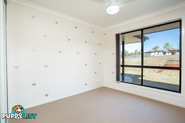 7 Flametree Court Tamaree QLD 4570