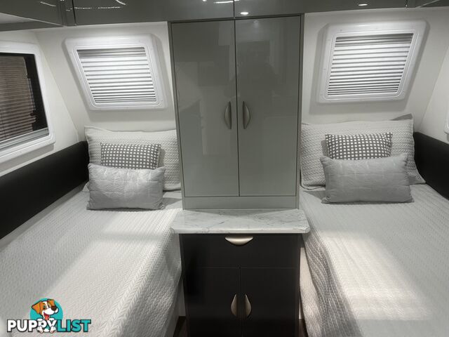 18ft Sunseeker Mirage Sport