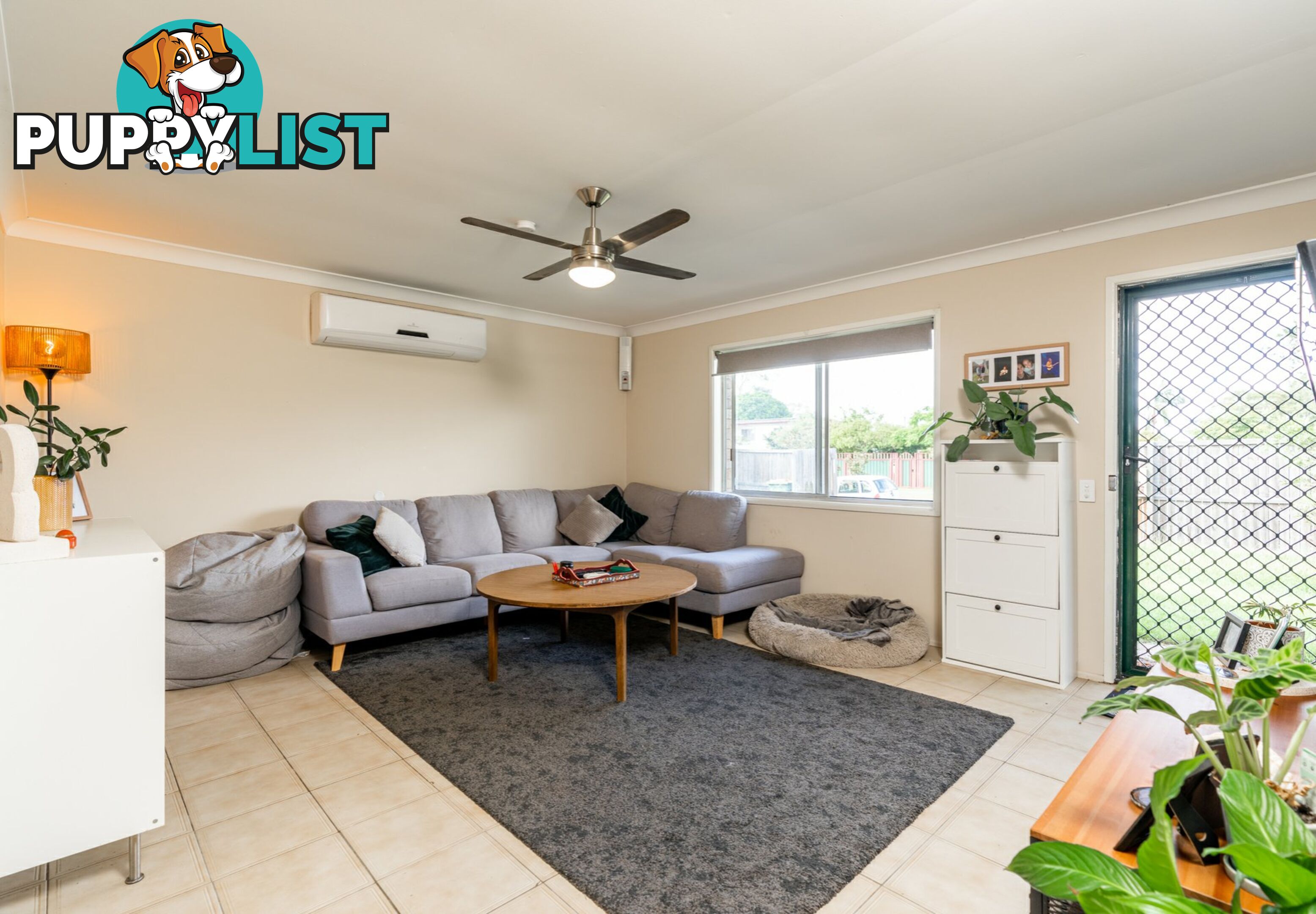 96 Waratah Drive CRESTMEAD QLD 4132