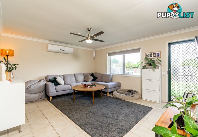 96 Waratah Drive CRESTMEAD QLD 4132