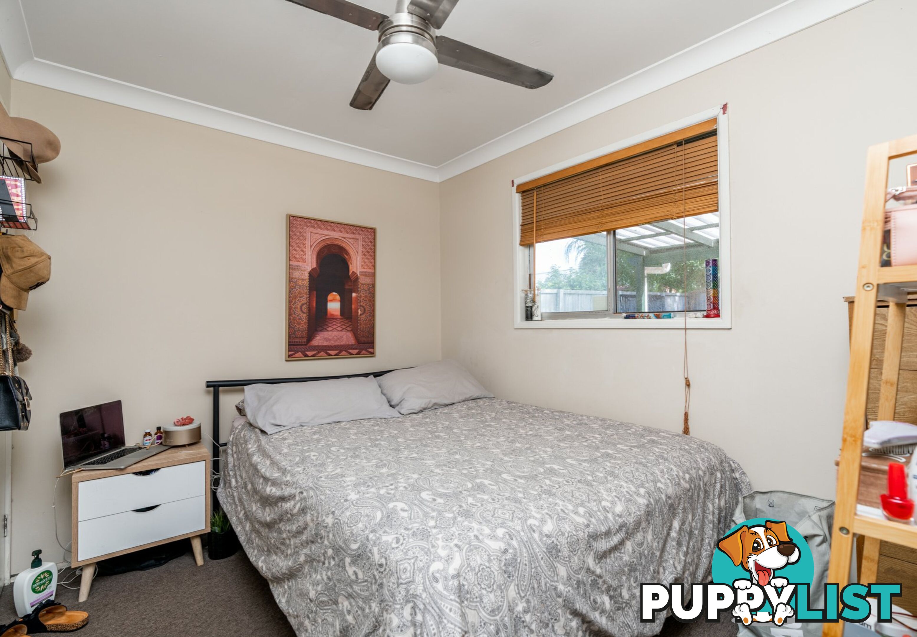 96 Waratah Drive CRESTMEAD QLD 4132