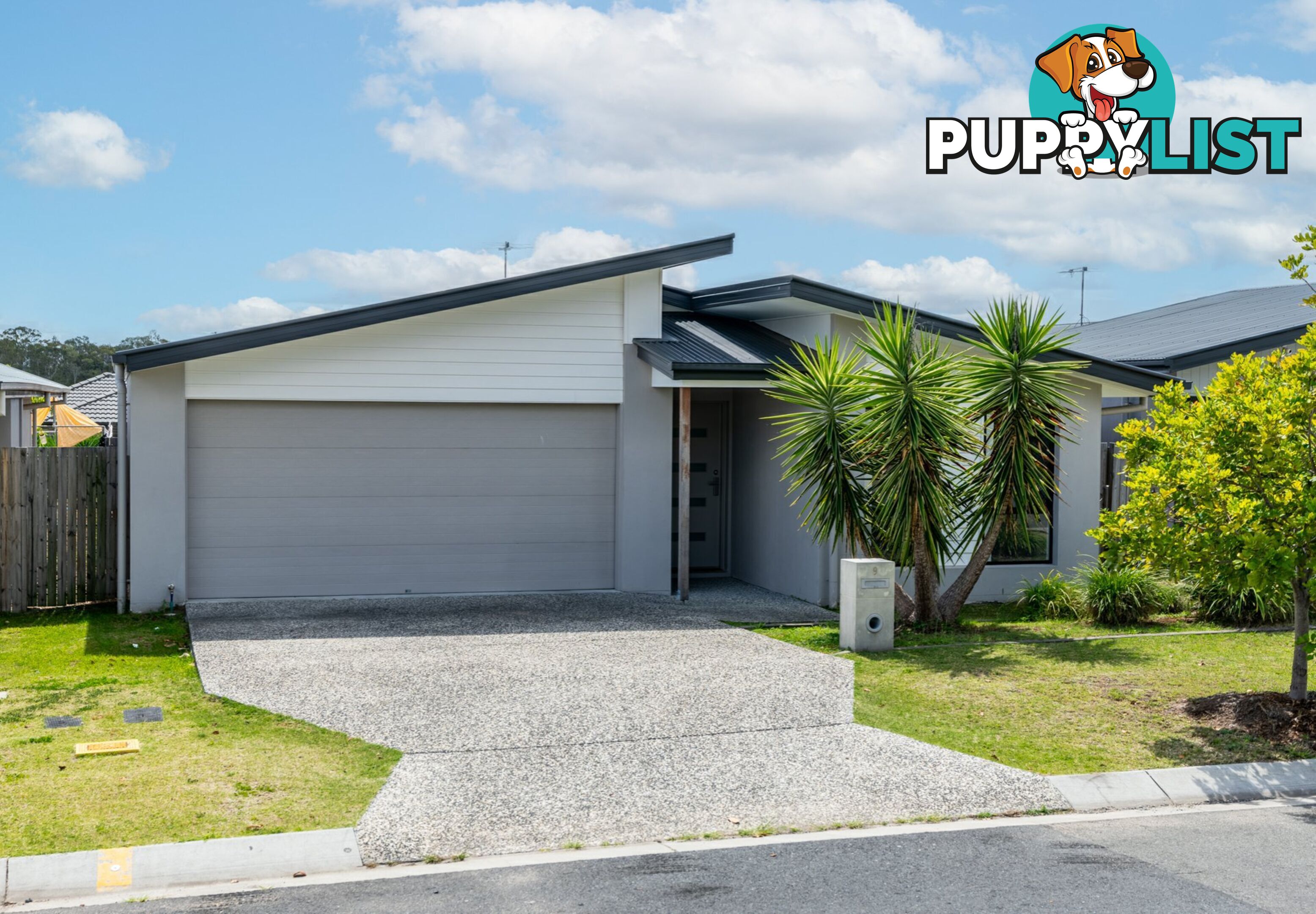 9 Jackson Place GREENBANK QLD 4124