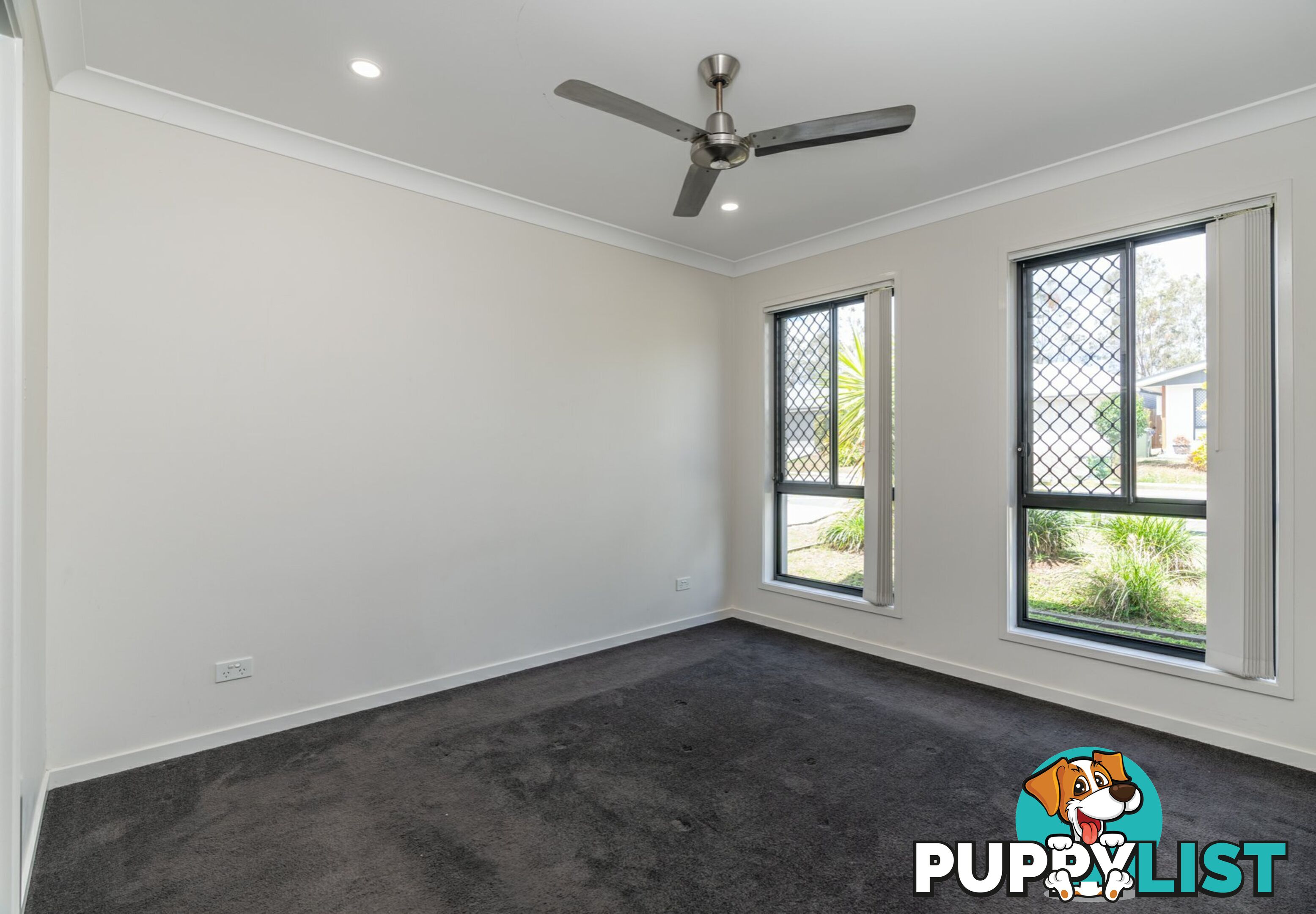 9 Jackson Place GREENBANK QLD 4124