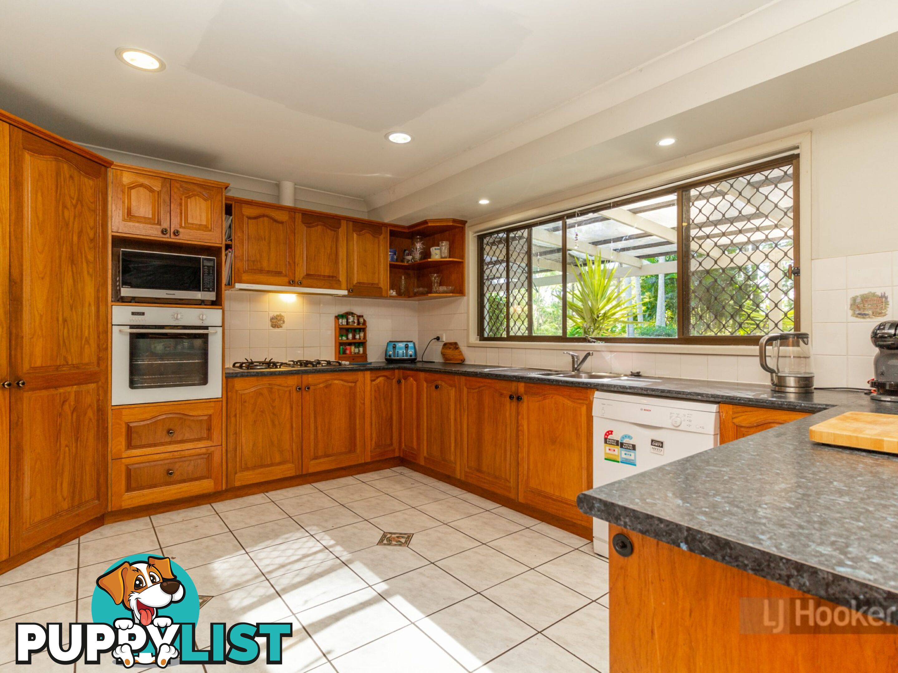 252 Andrew Road GREENBANK QLD 4124