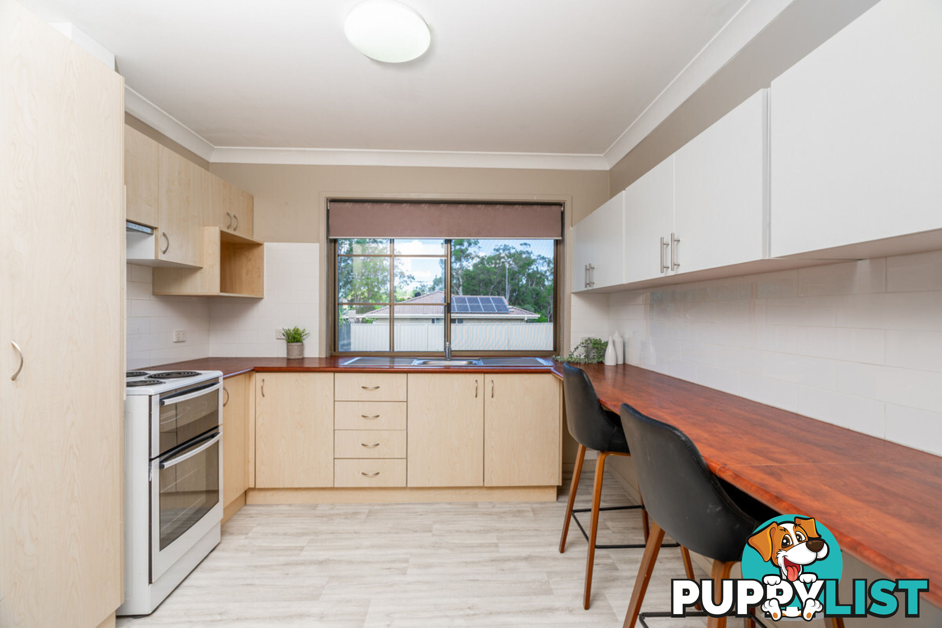 4 Lamberth Road East HERITAGE PARK QLD 4118