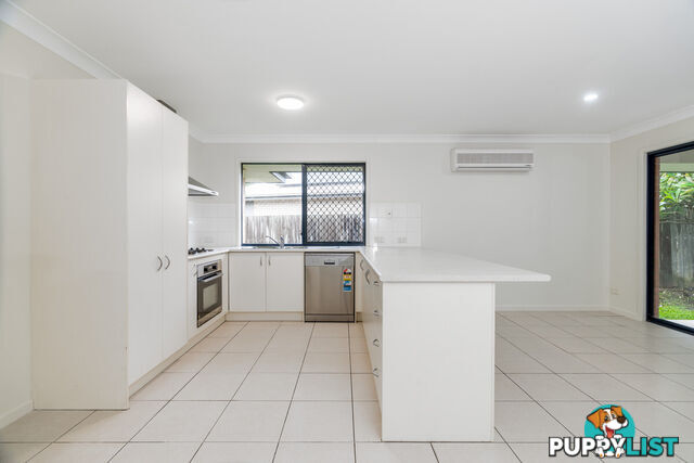 16 Robur Street MARSDEN QLD 4132