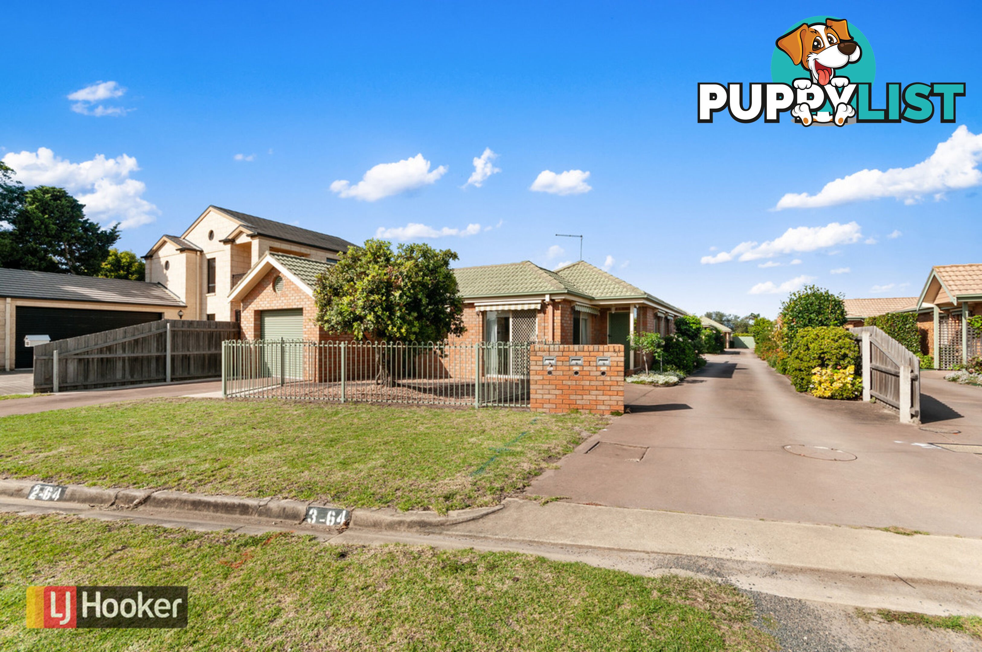 1/64 Roadknight Street LAKES ENTRANCE VIC 3909