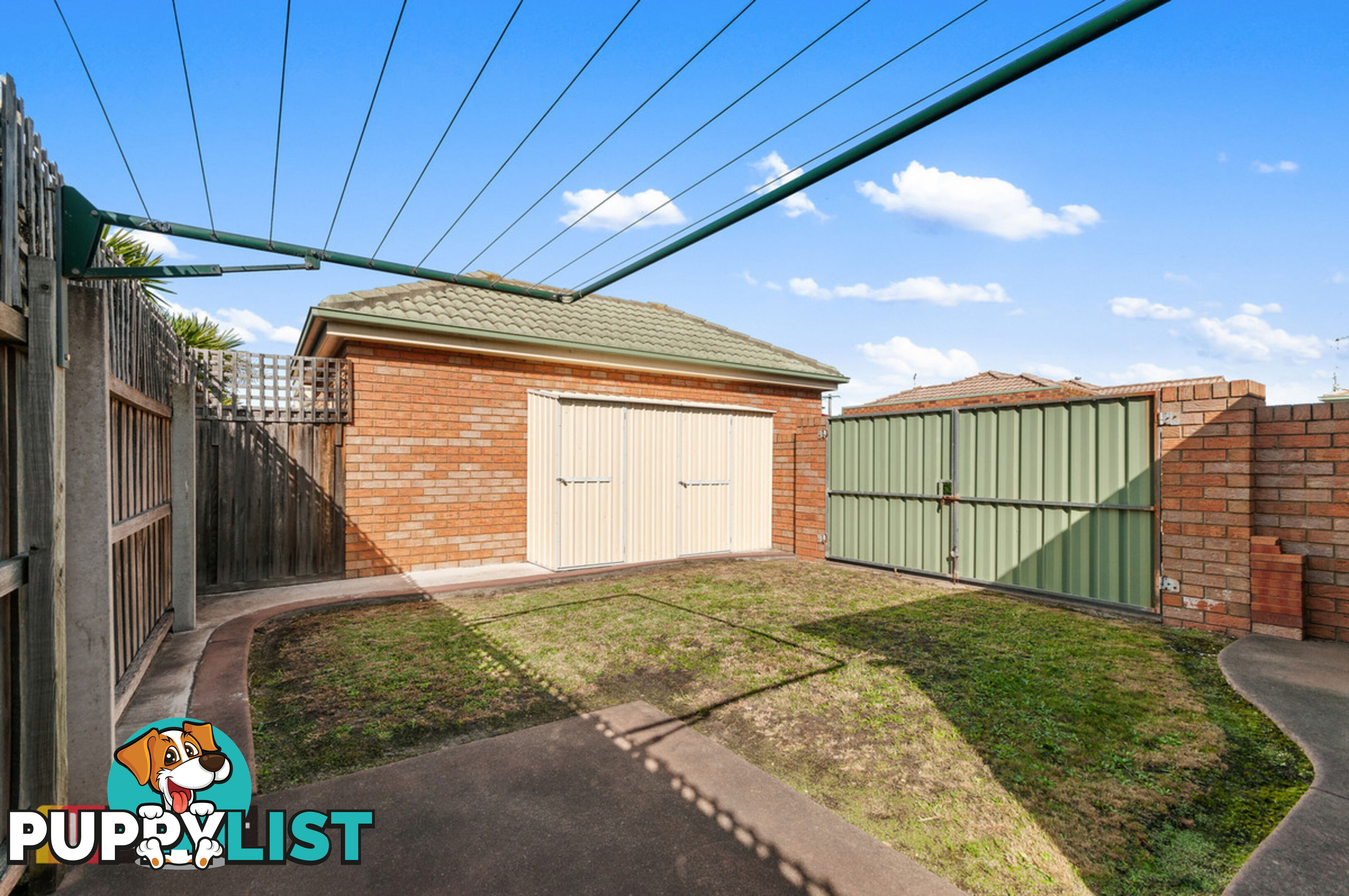 1/64 Roadknight Street LAKES ENTRANCE VIC 3909