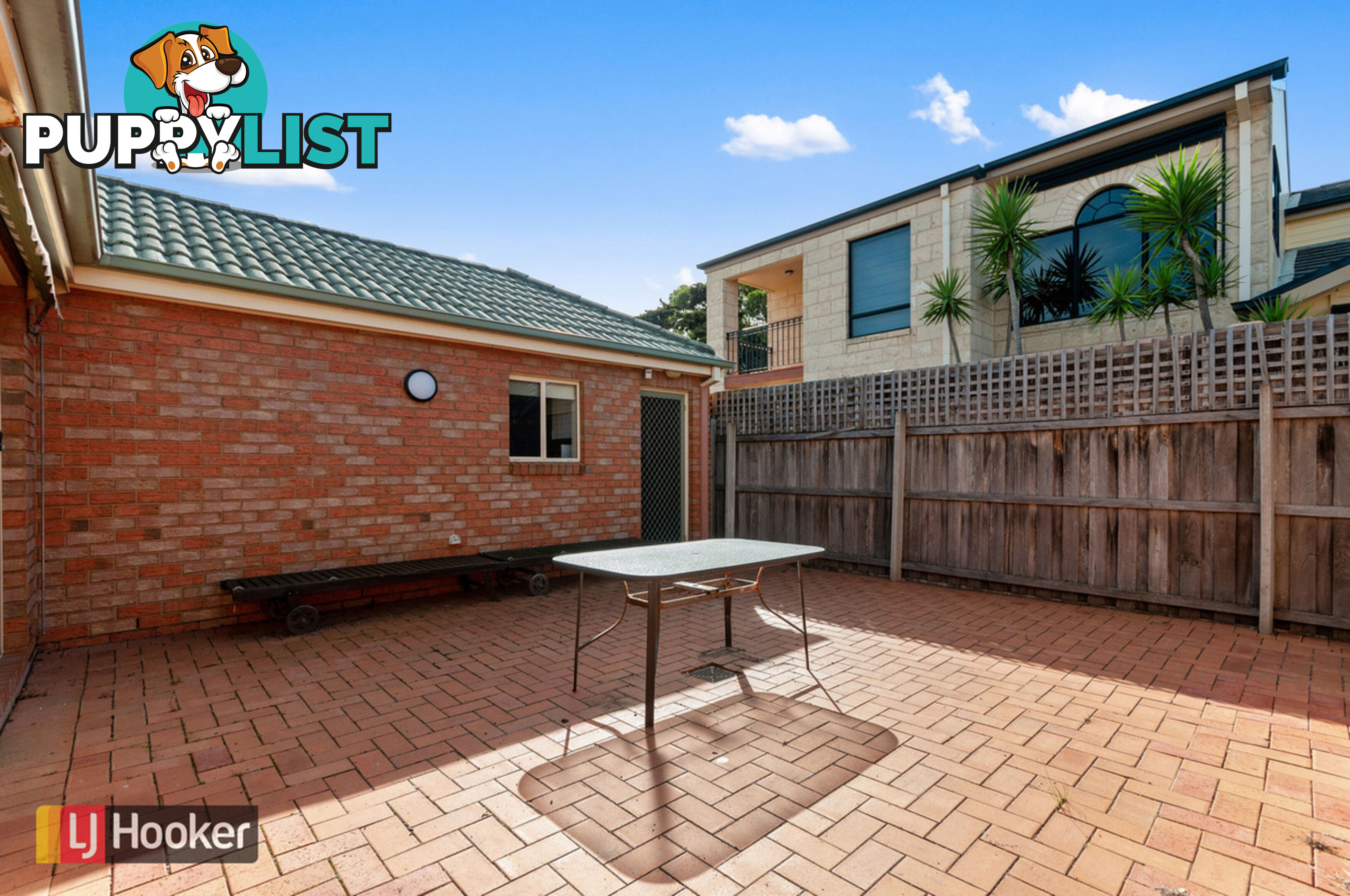 1/64 Roadknight Street LAKES ENTRANCE VIC 3909