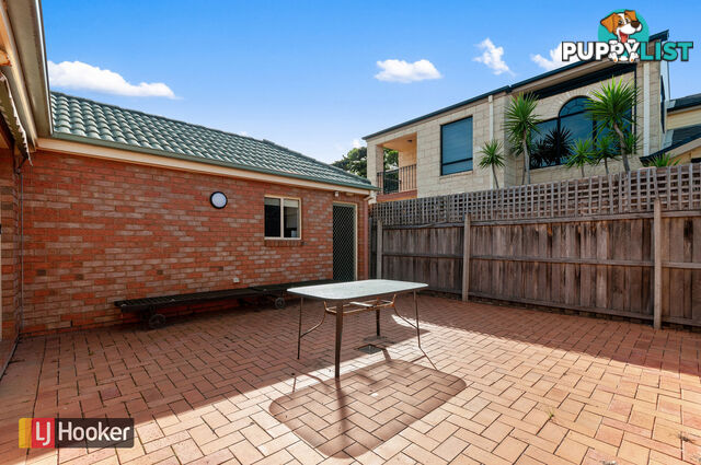 1/64 Roadknight Street LAKES ENTRANCE VIC 3909