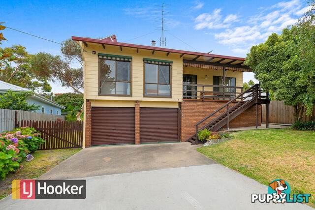 6 Tanjil Grove LAKES ENTRANCE VIC 3909