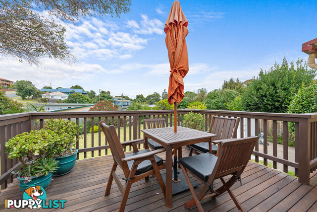 6 Tanjil Grove LAKES ENTRANCE VIC 3909