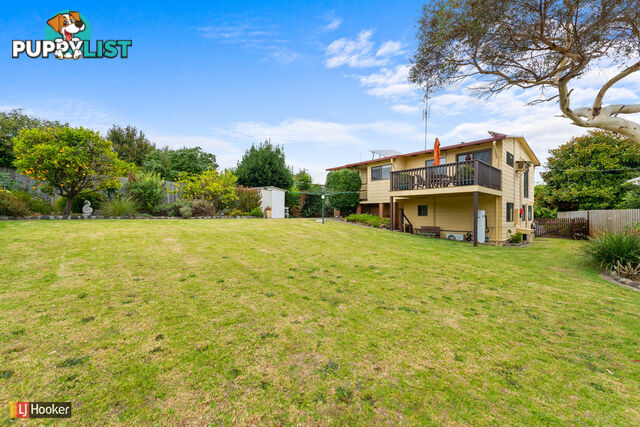 6 Tanjil Grove LAKES ENTRANCE VIC 3909