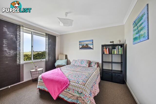 34 Norman Court LAKES ENTRANCE VIC 3909