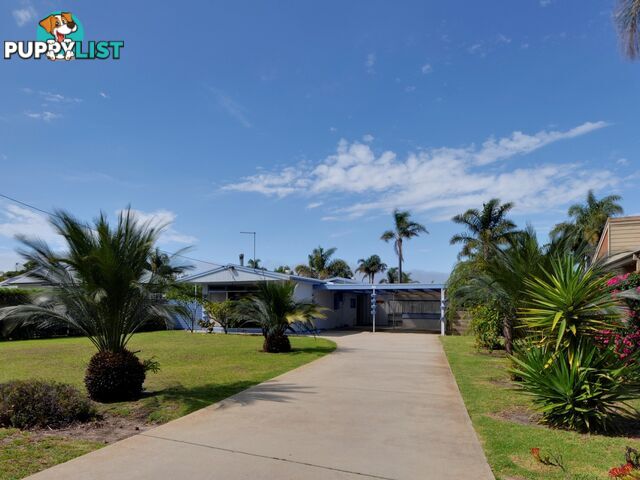 16 Lambert Street LAKES ENTRANCE VIC 3909