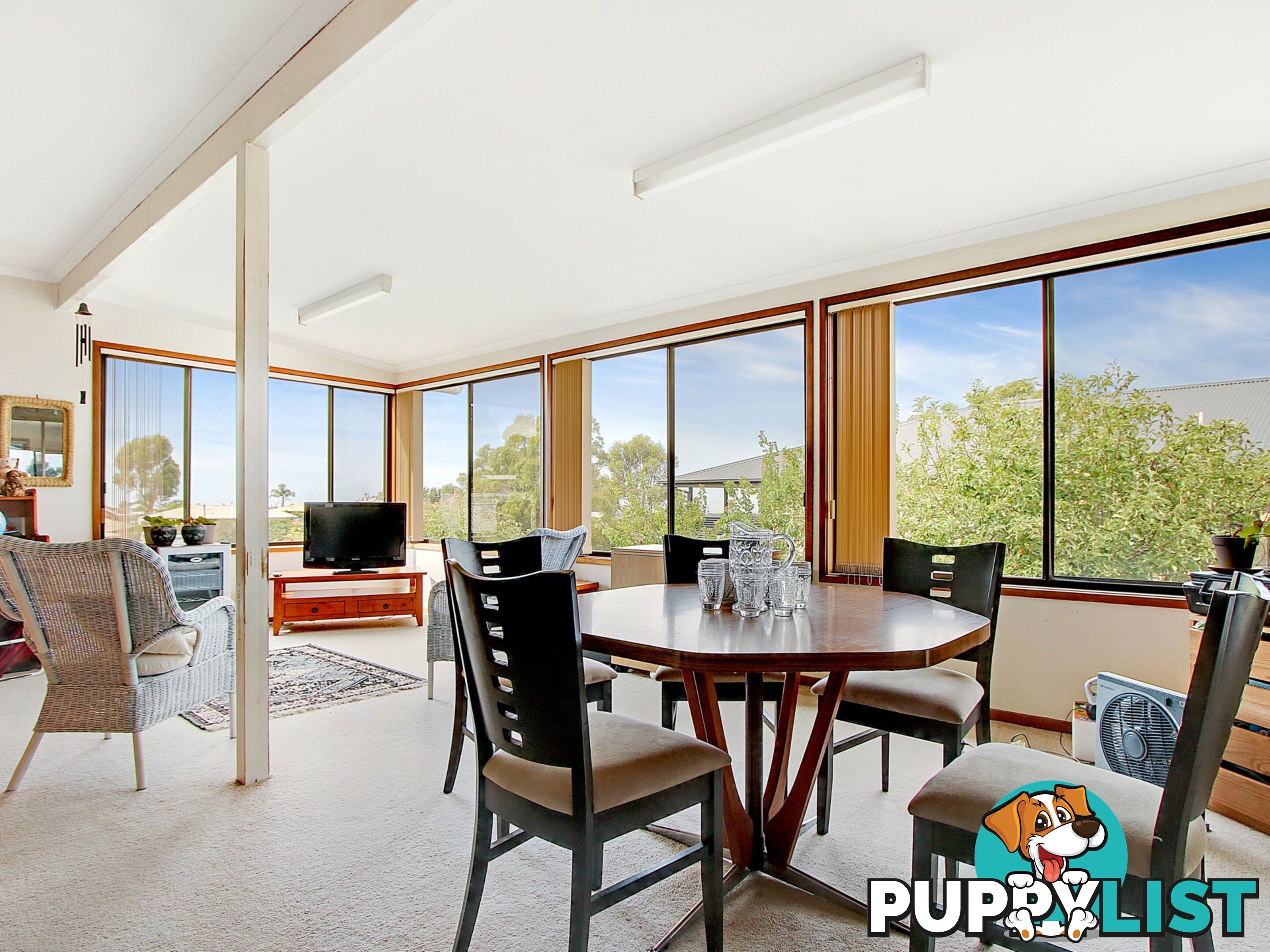 22 Periwinkle Drive LAKES ENTRANCE VIC 3909