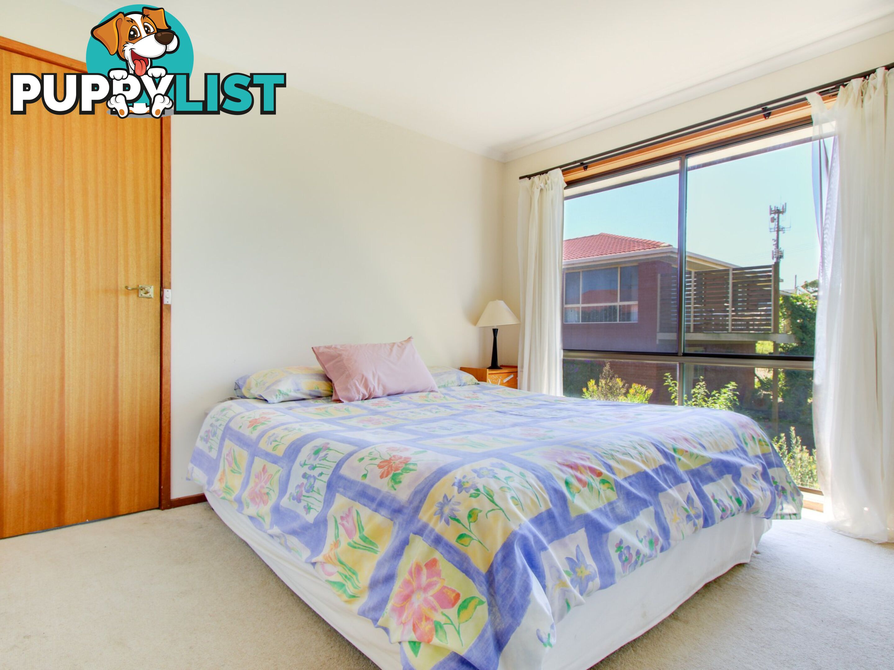 22 Periwinkle Drive LAKES ENTRANCE VIC 3909