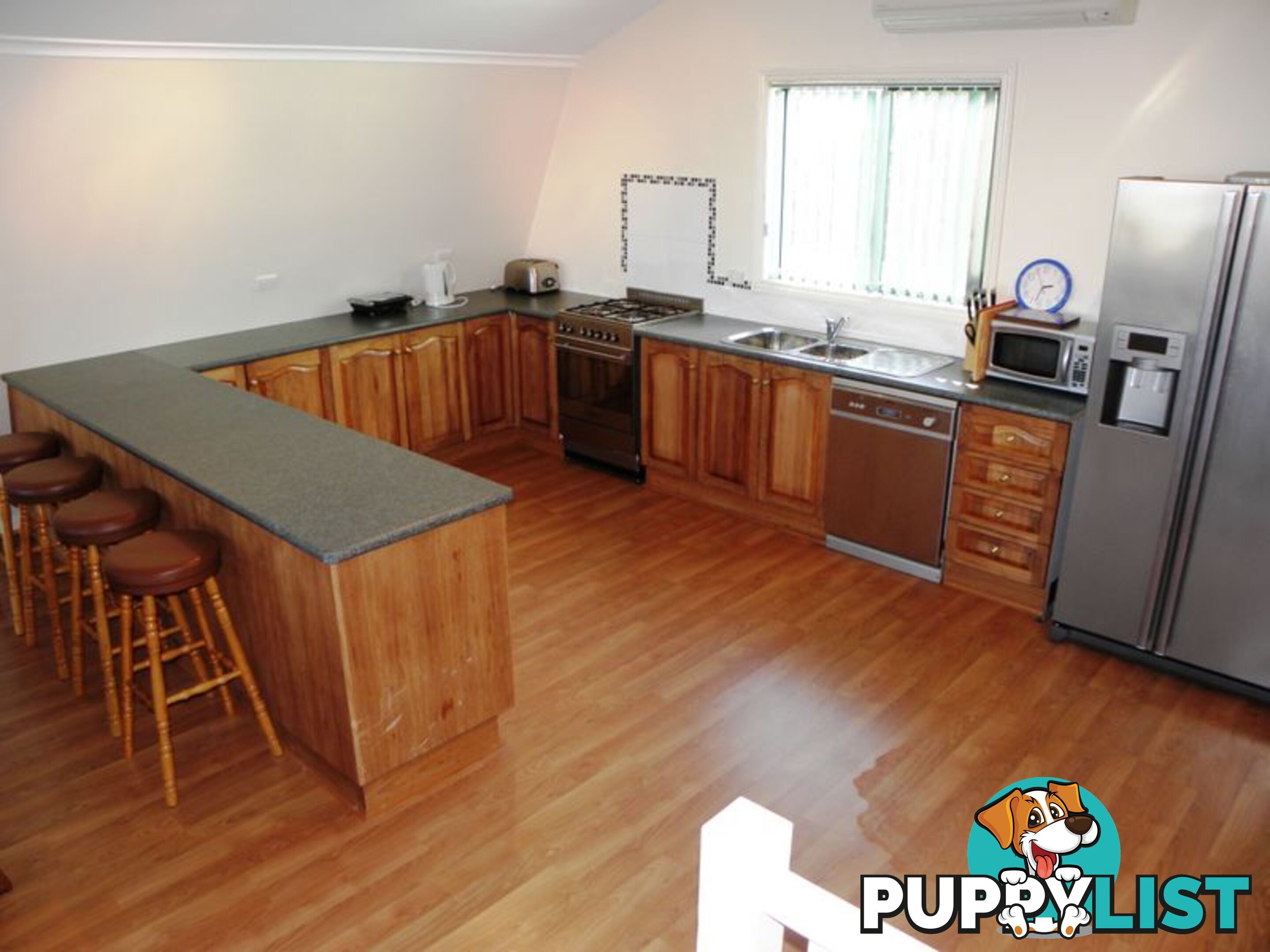 22 O'Neills Road LAKES ENTRANCE VIC 3909