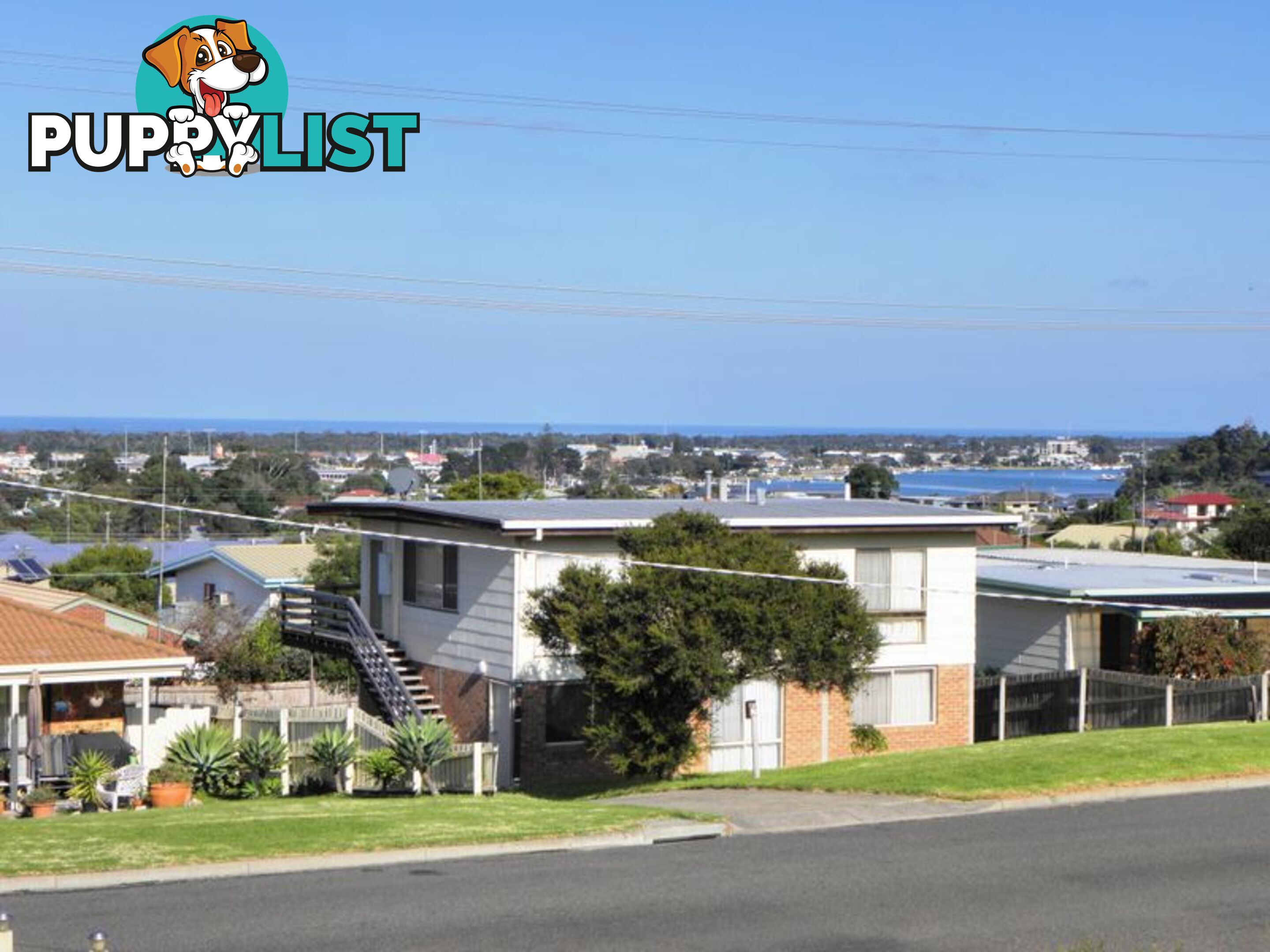 22 O'Neills Road LAKES ENTRANCE VIC 3909