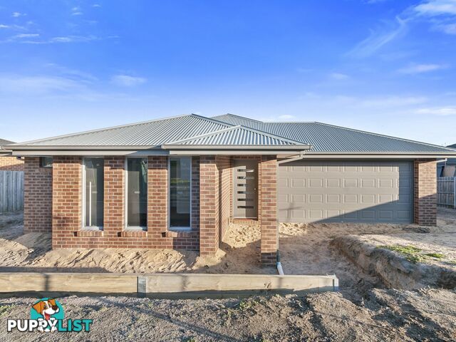 13 Lawson Drive LAKES ENTRANCE VIC 3909