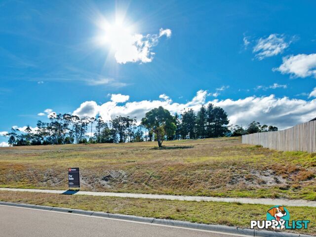 20 Riviera Court LAKES ENTRANCE VIC 3909