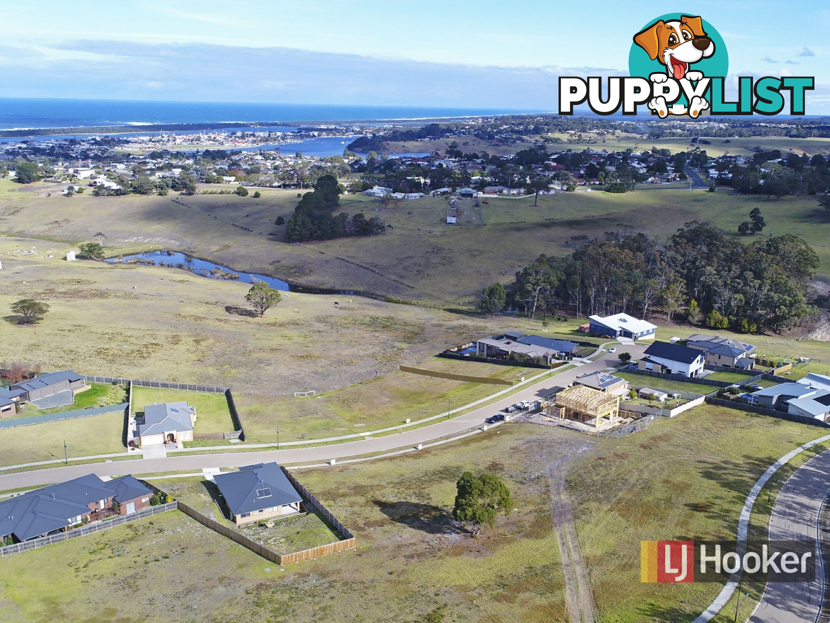 20 Riviera Court LAKES ENTRANCE VIC 3909