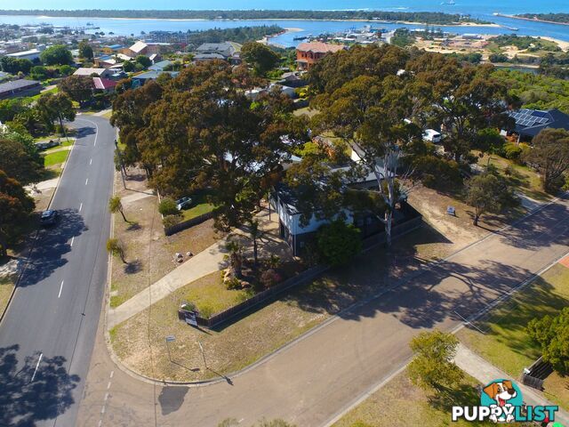 64 Hazel Road LAKES ENTRANCE VIC 3909