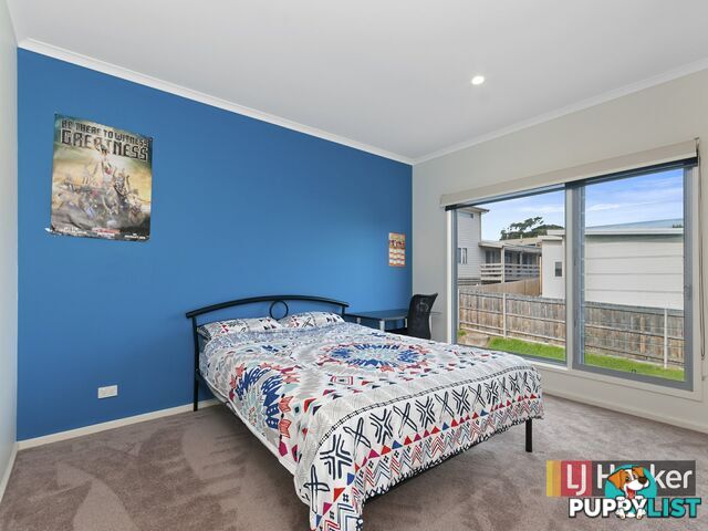 28 Outlook Drive LAKE TYERS BEACH VIC 3909