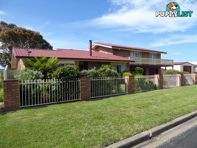 25 Hillcrest Way LAKE TYERS BEACH VIC 3909